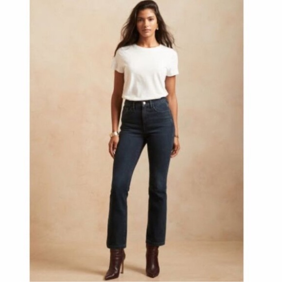 Banana Republic High Rise Crop Bootcut Boot Jeans Denim Dark Wash 30 Short - Picture 1 of 8
